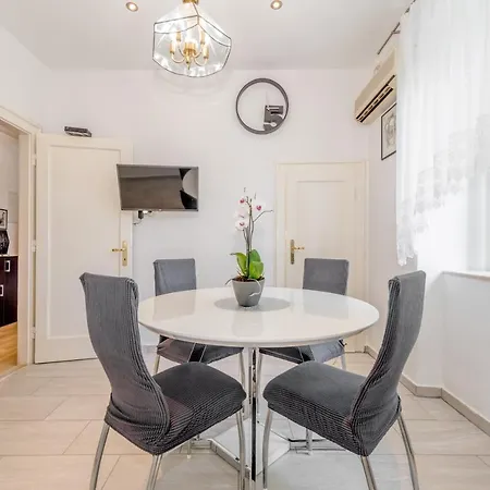 Split Apartment Worek Exterior foto